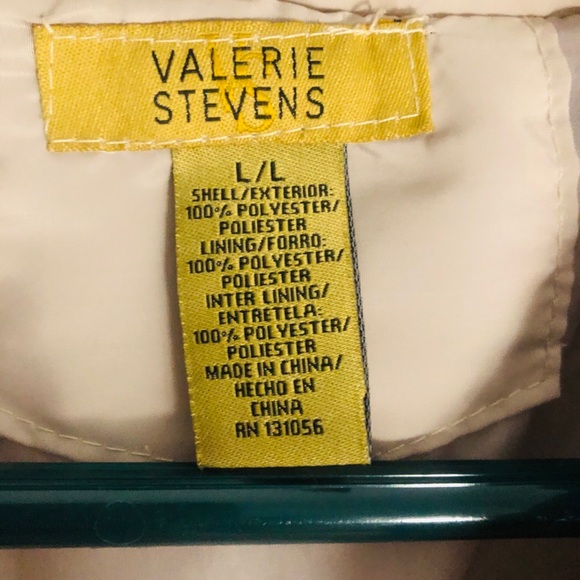 Like new Valerie Stevens jacket - Picture 3 of 5